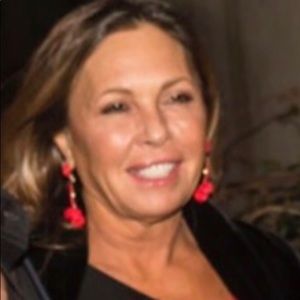 Meet your Posher, Barbara fallas